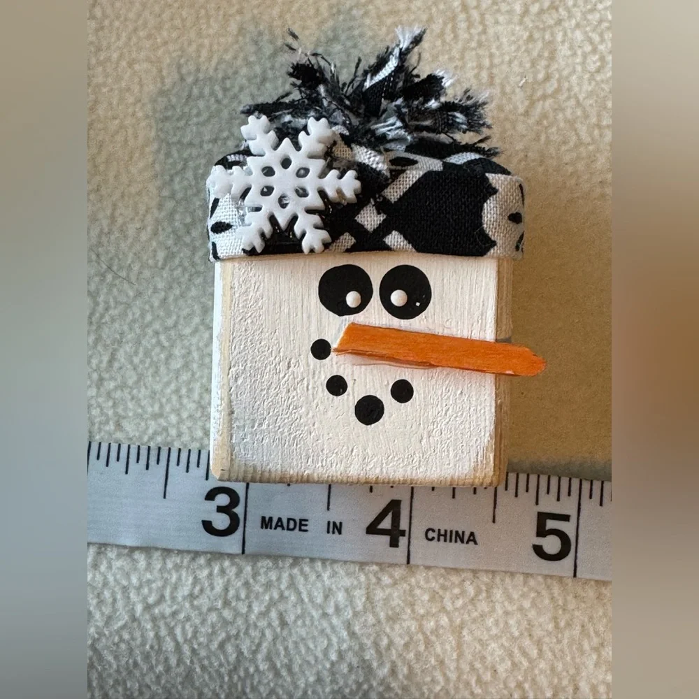 Holiday Winter Snowman Decorative Blocks Set of 5 Christmas Ornaments Gifts